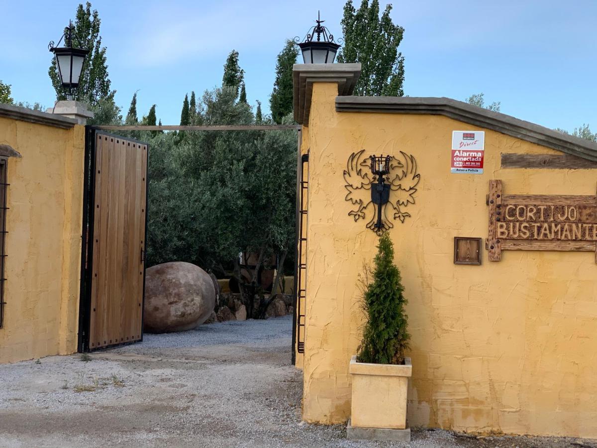 Cortijo Bustamante Guest House Baza Exterior photo