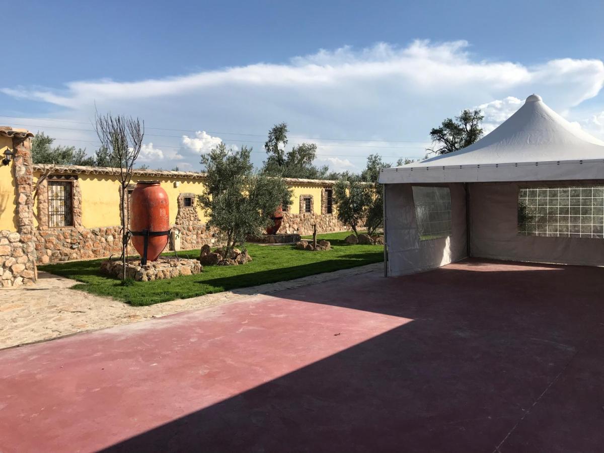 Cortijo Bustamante Guest House Baza Exterior photo